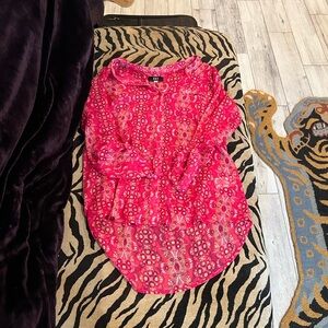 Kut from the Kloth Fuchsia Floral Blouse